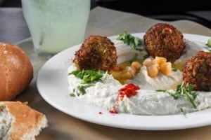 bistro 3